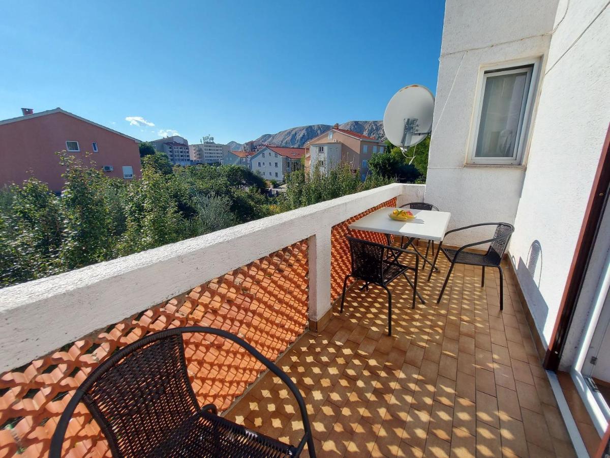 Apartments Fam Tomasic Башка Экстерьер фото